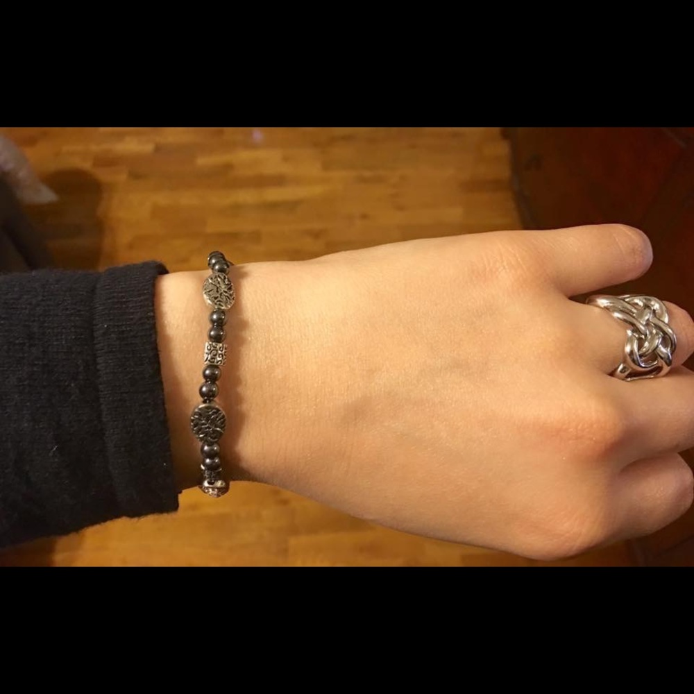 Beaded bracelets - Picture 4 of 7